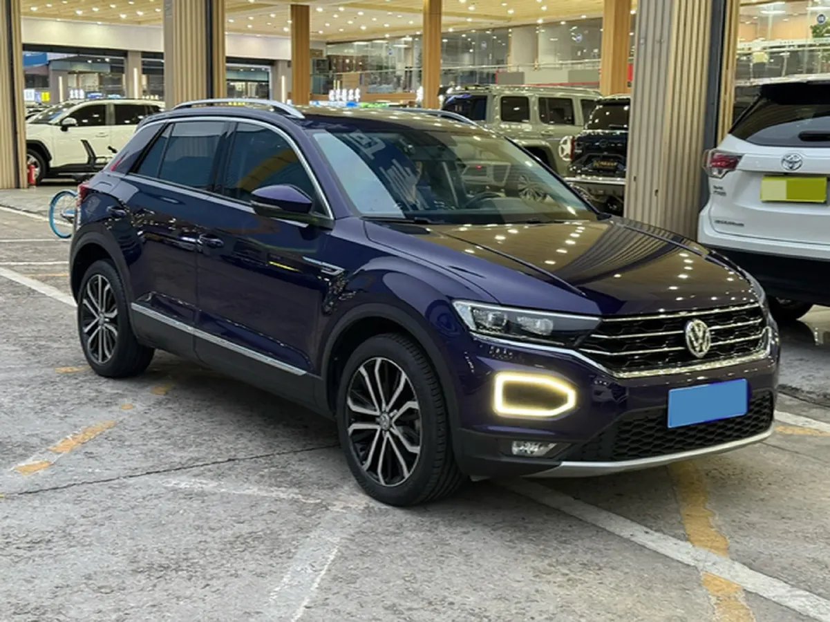 2021 Volkswagen T-Roc 1.4T 150HP L4 7DCT,autocango,china used car exporter,china ev exporter,chinese used car exporter,chinese used ev exporter