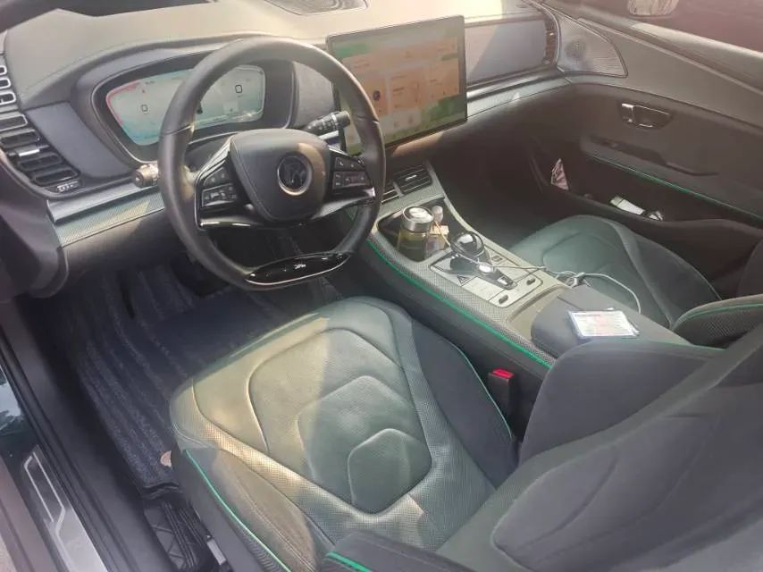 2022 Toyota Highlander 2.5L 192HP L4 E-CVT Hybrid,autocango,china used car exporter,china ev exporter,chinese used car exporter,chinese used ev exporter