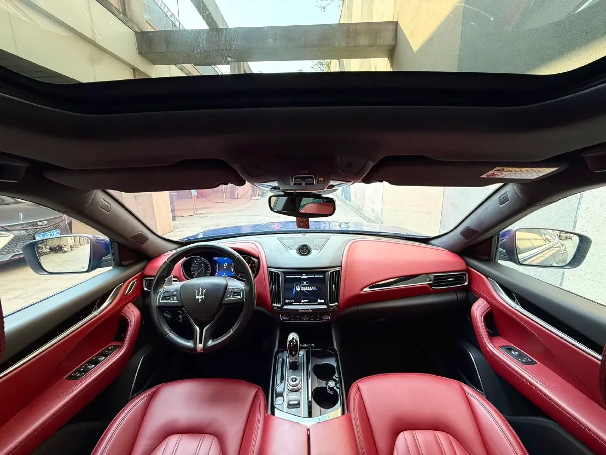 2018 Maserati Levante 3.0T 350HP V6 8AT,autocango,china used car exporter,china ev exporter,chinese used car exporter,chinese used ev exporter