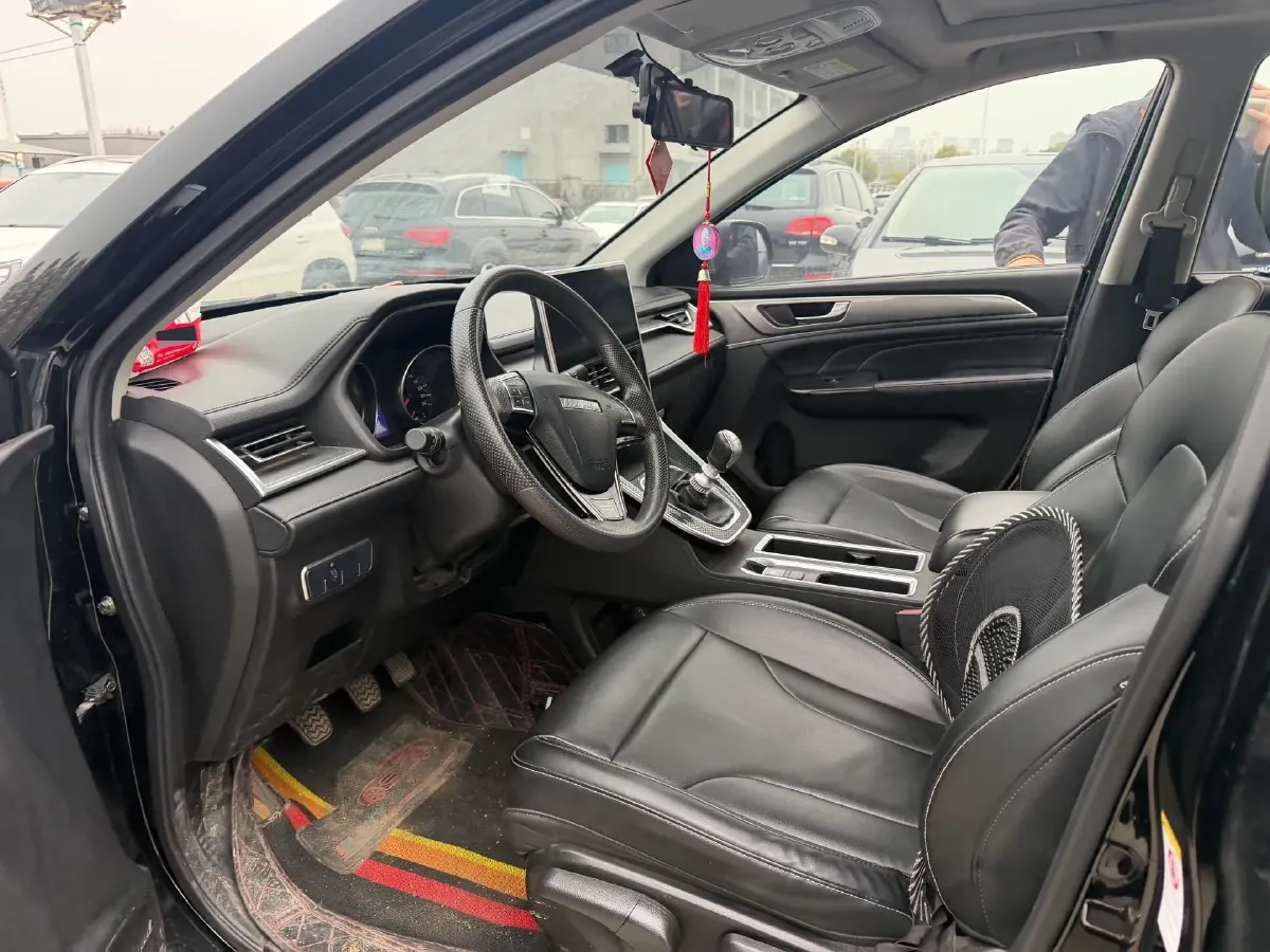 2022 ChangAn Oshan X7 Plus 1.5T 170HP L4 6MT,autocango,china used car exporter,china ev exporter,chinese used car exporter,chinese used ev exporter