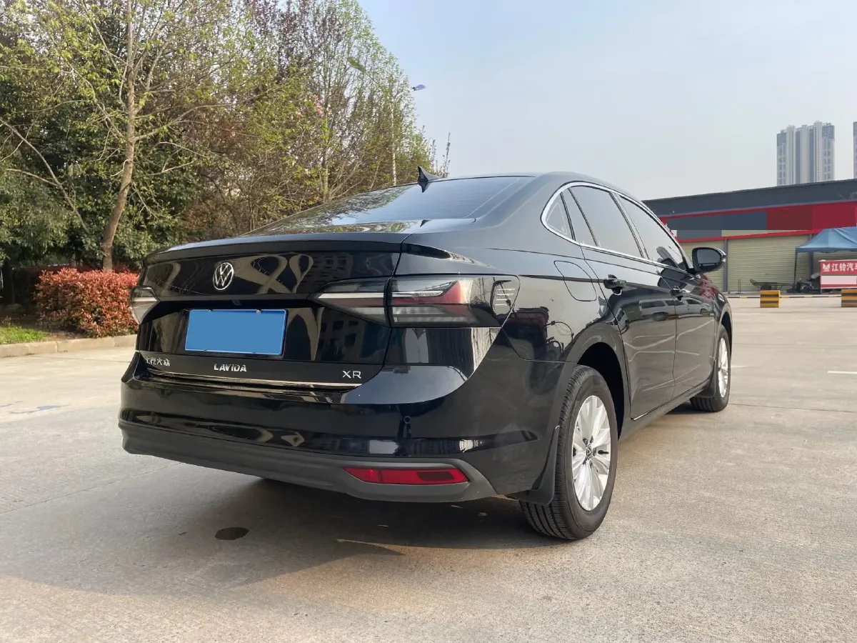 2025 Volkswagen Lavida 1.5L 110HP L4 6AT,autocango,china used car exporter,china ev exporter,chinese used car exporter,chinese used ev exporter