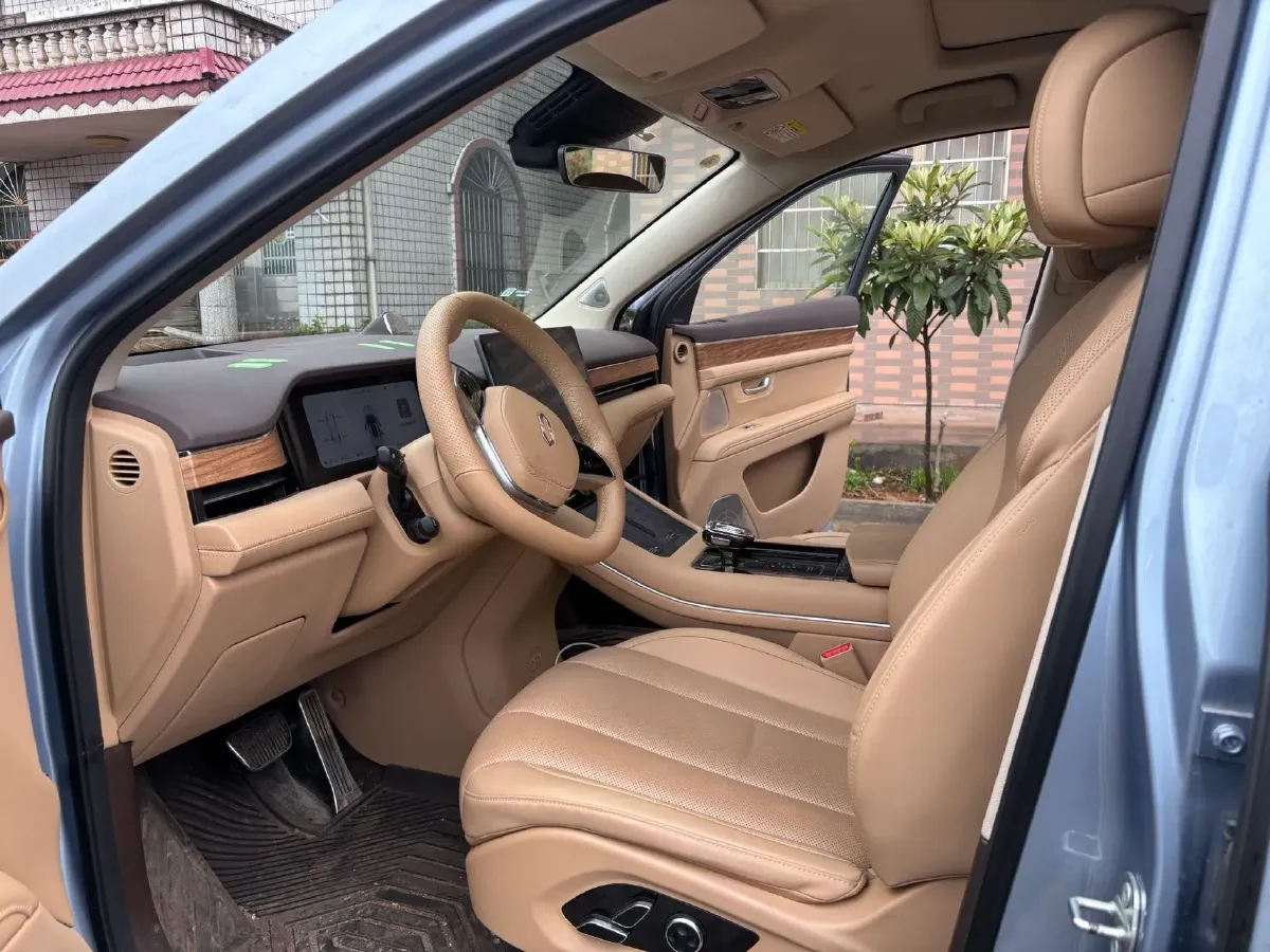 2024 Jaguar E-PACE 1.5T 200HP L3 8AT,autocango,china used car exporter,china ev exporter,chinese used car exporter,chinese used ev exporter