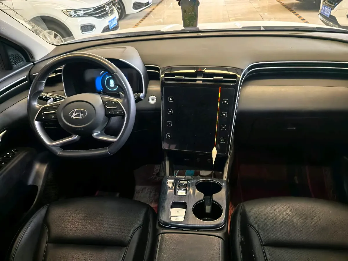 2021 Hyundai Tucson 1.5T 200HP L4 7DCT,autocango,china used car exporter,china ev exporter,chinese used car exporter,chinese used ev exporter