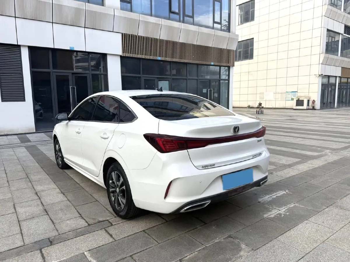 2022 ChangAn Eado 1.4T 160HP L4 7DCT,autocango,china used car exporter,china ev exporter,chinese used car exporter,chinese used ev exporter