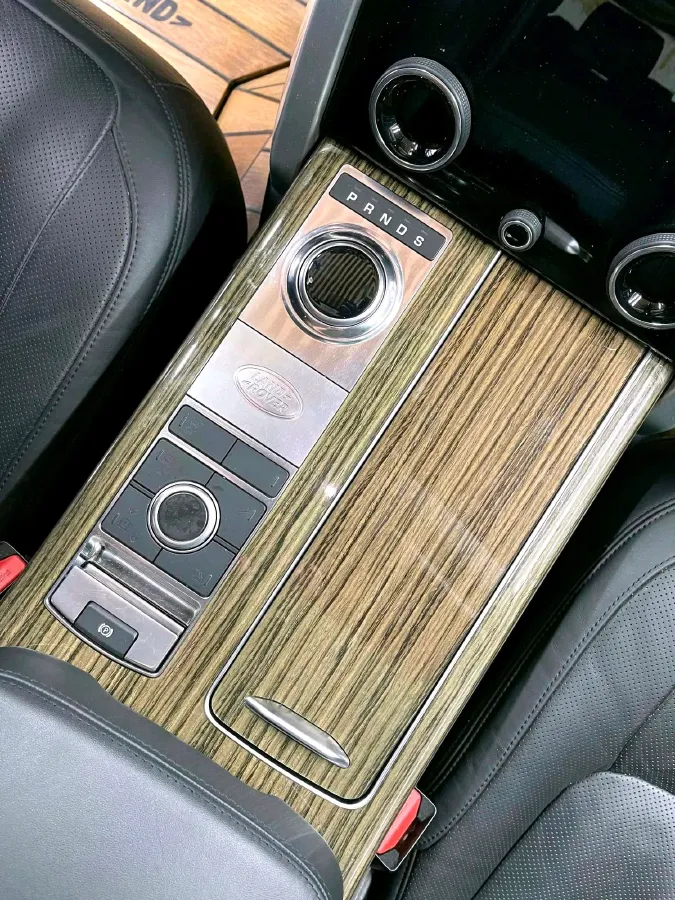 2018 Land Rover Range Rover Evoque 2.0T 241HP L4 9AT,autocango,china used car exporter,china ev exporter,chinese used car exporter,chinese used ev exporter