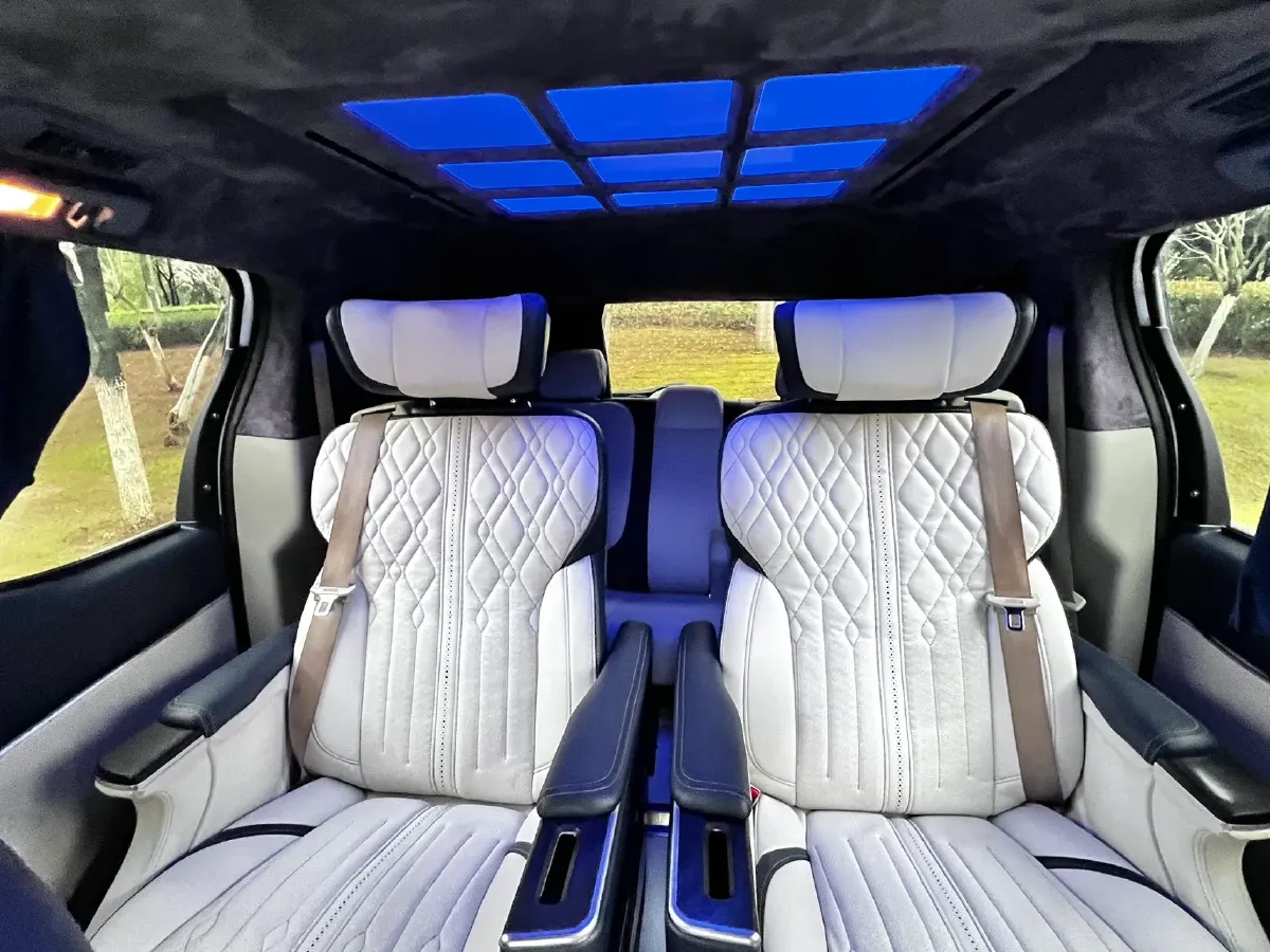 2021 Buick GL8 2.0T 237HP L4 9AT,autocango,china used car exporter,china ev exporter,chinese used car exporter,chinese used ev exporter