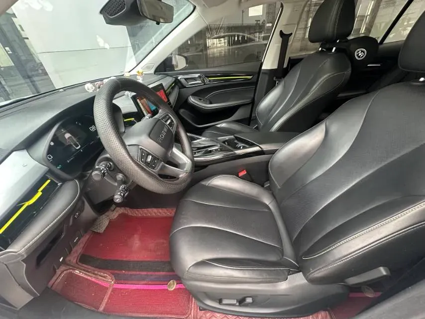 2021 Roewe i5 1.5L 120HP L4 CVT,autocango,china used car exporter,china ev exporter,chinese used car exporter,chinese used ev exporter