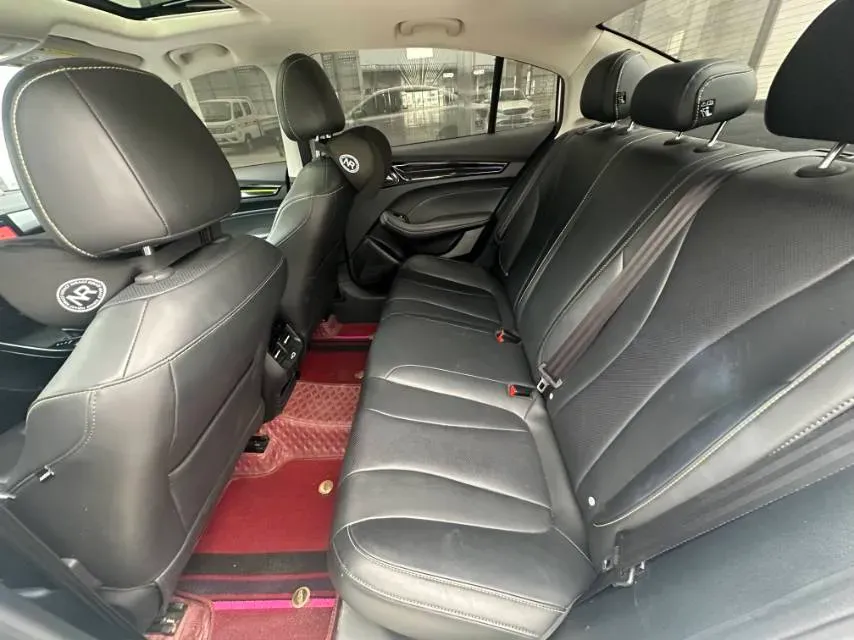 2021 Roewe i5 1.5L 120HP L4 CVT,autocango,china used car exporter,china ev exporter,chinese used car exporter,chinese used ev exporter