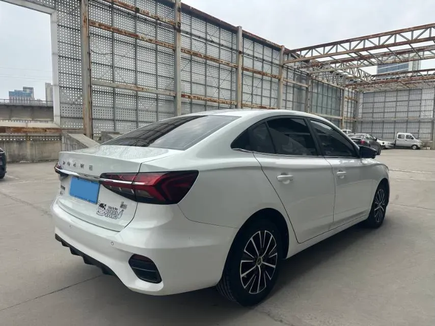 2021 Roewe i5 1.5L 120HP L4 CVT,autocango,china used car exporter,china ev exporter,chinese used car exporter,chinese used ev exporter