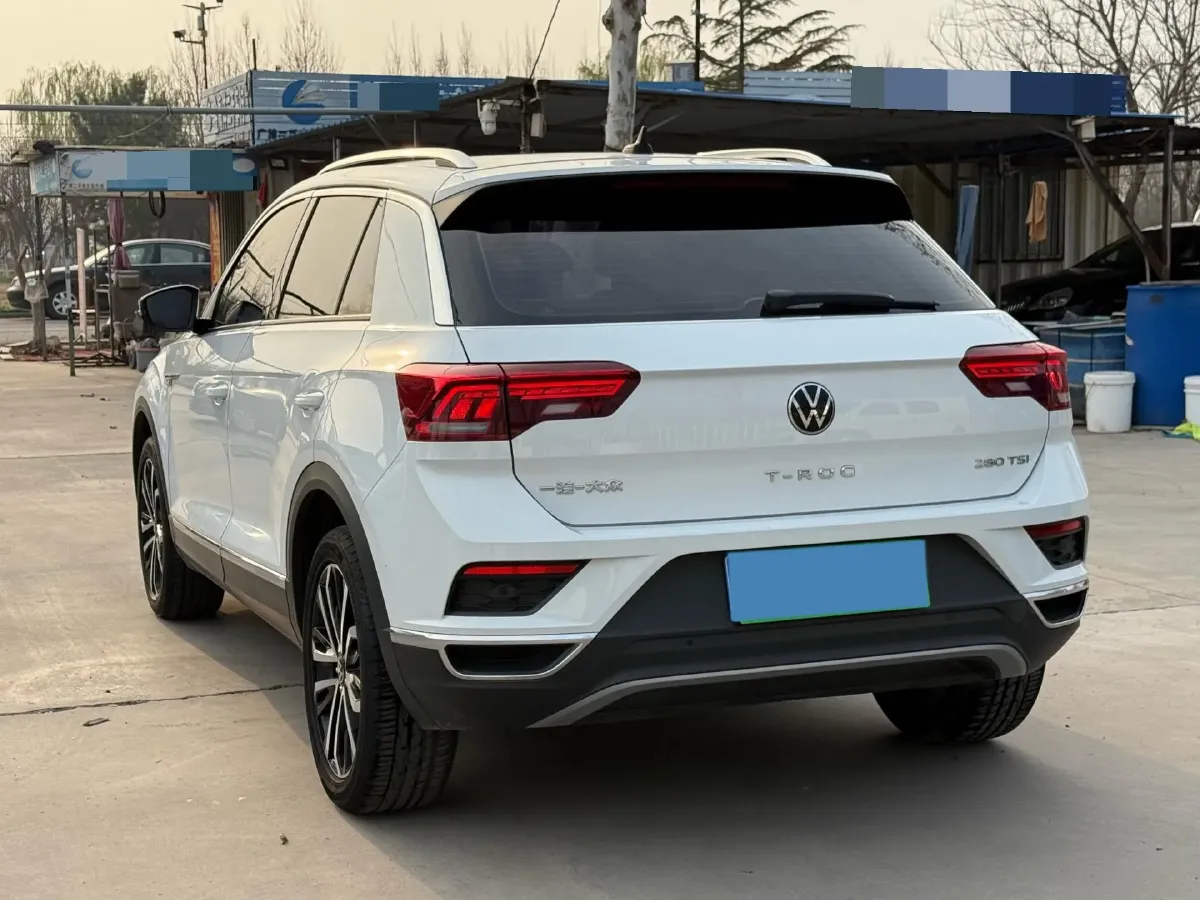 2022 Volkswagen T-Roc 1.4T 150HP L4 7DCT,autocango,china used car exporter,china ev exporter,chinese used car exporter,chinese used ev exporter