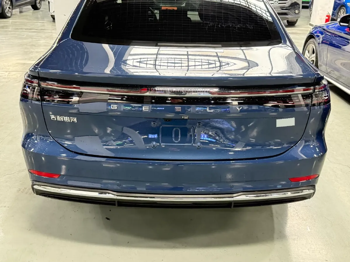 2025 Geely Galaxy A7 1.5L 112HP L4 1DHT PHEV,autocango,china used car exporter,china ev exporter,chinese used car exporter,chinese used ev exporter