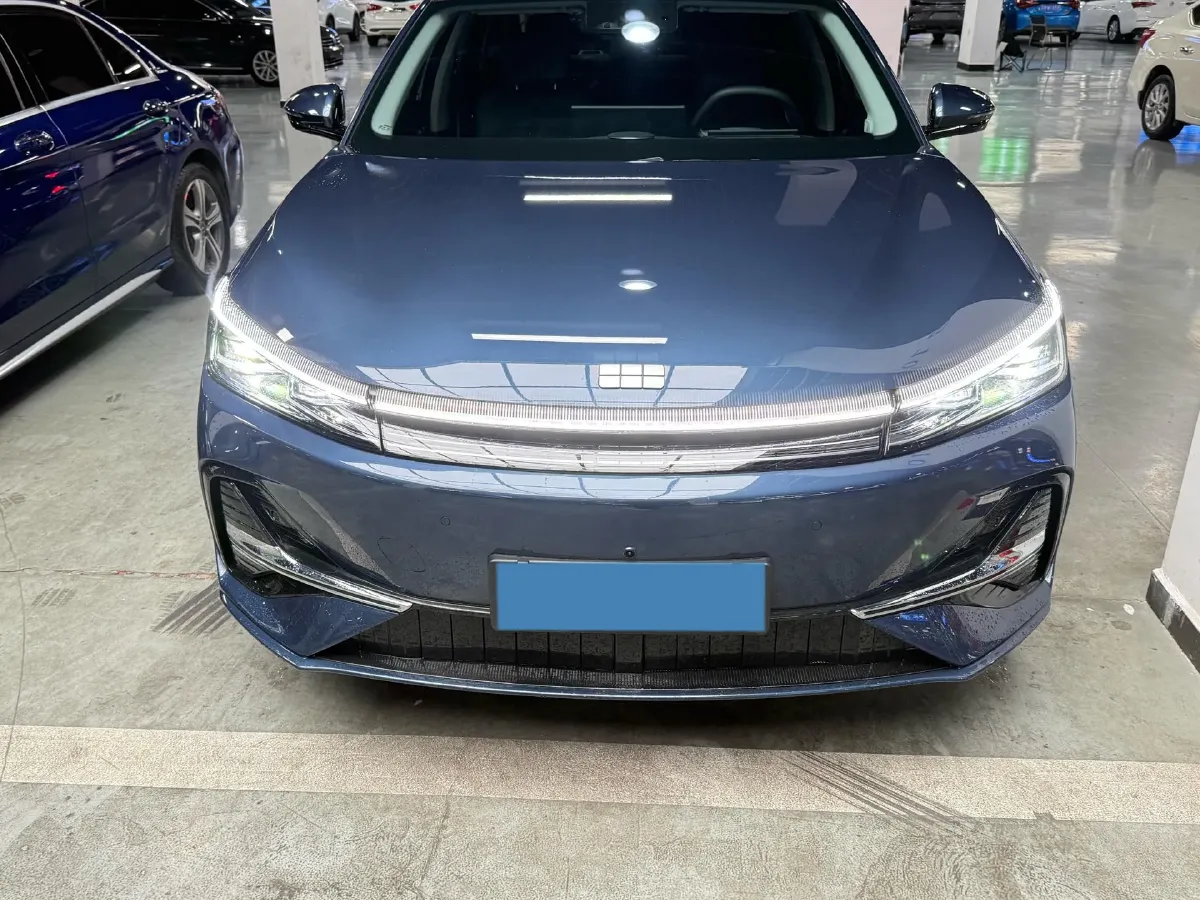 2025 Geely Galaxy A7 1.5L 112HP L4 1DHT PHEV,autocango,china used car exporter,china ev exporter,chinese used car exporter,chinese used ev exporter