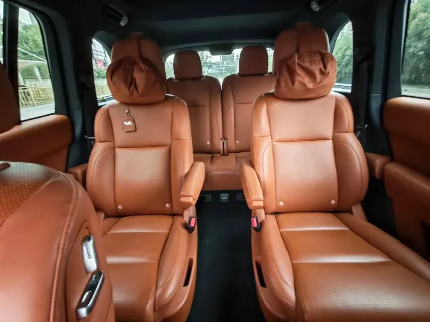 2023 Li L8 Range Extended 154HP REEV 40.9KWH,autocango,china used car exporter,china ev exporter,chinese used car exporter,chinese used ev exporter