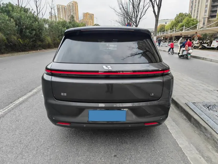 2023 Li L8 Range Extended 154HP REEV 40.9KWH,autocango,china used car exporter,china ev exporter,chinese used car exporter,chinese used ev exporter