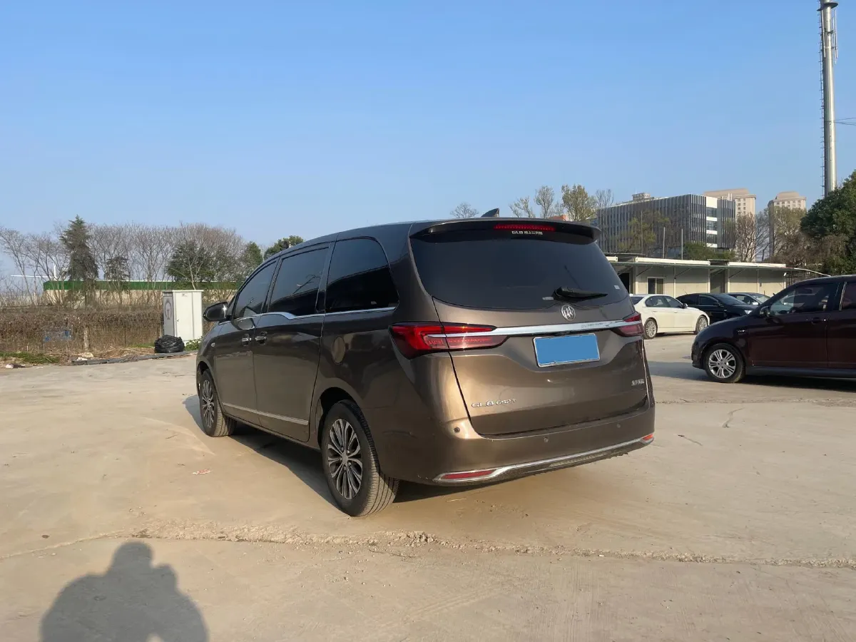 2021 Buick GL8 2.0T 237HP L4 9AT,autocango,china used car exporter,china ev exporter,chinese used car exporter,chinese used ev exporter