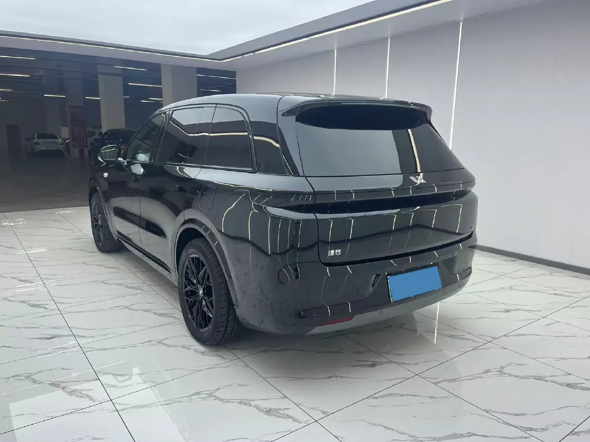 2023 Li L7 Range Extended 154HP REEV 40.9KWH,autocango,china used car exporter,china ev exporter,chinese used car exporter,chinese used ev exporter