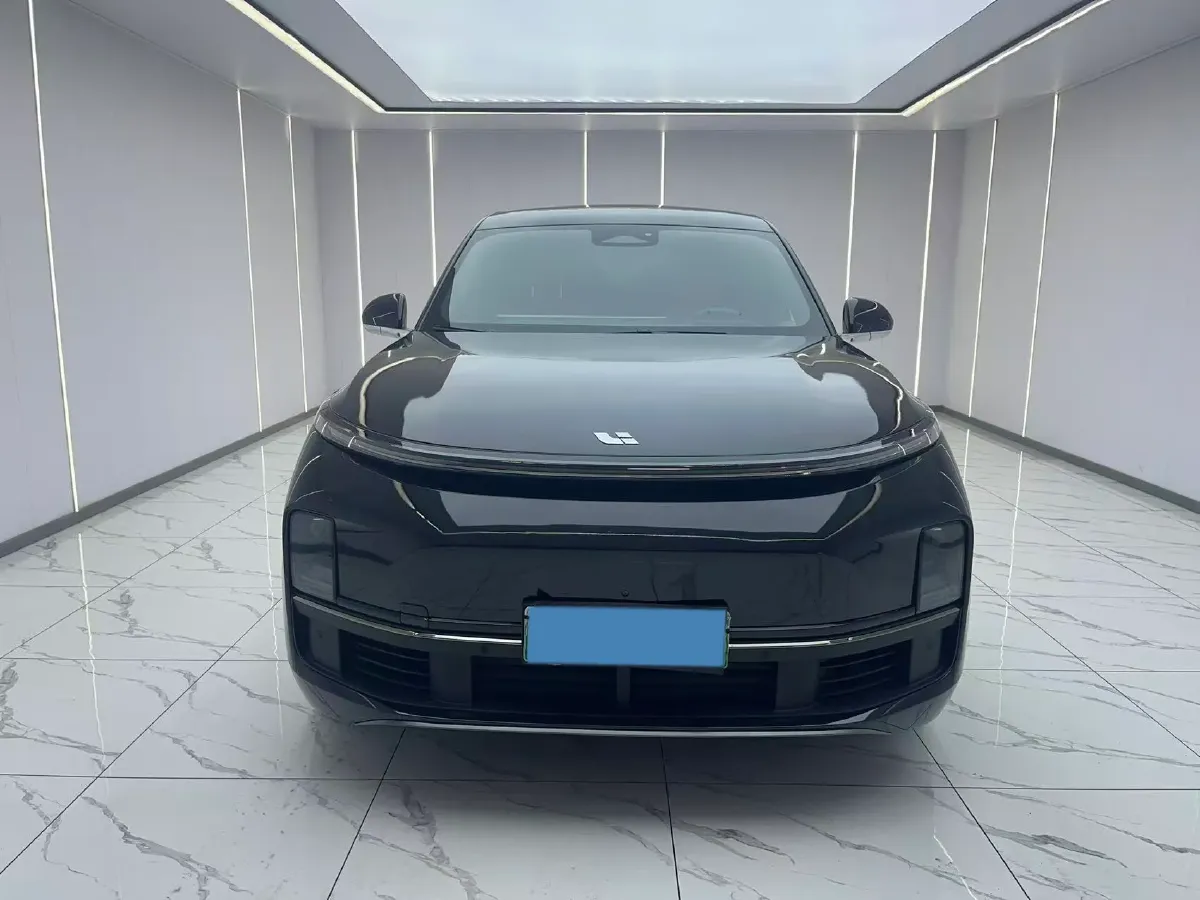 2023 Li L7 Range Extended 154HP REEV 40.9KWH,autocango,china used car exporter,china ev exporter,chinese used car exporter,chinese used ev exporter