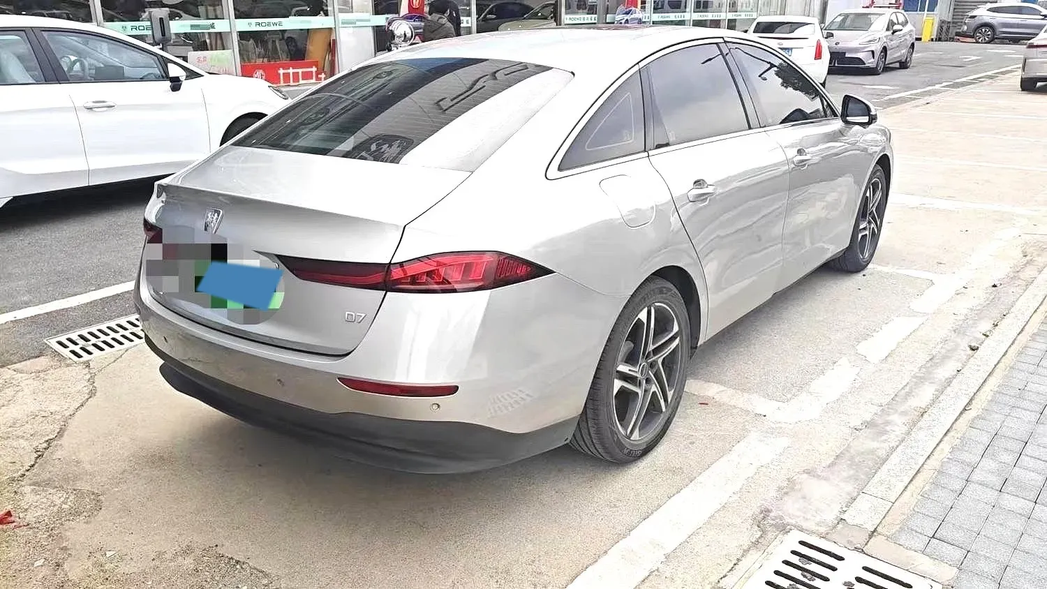 2023 Roewe D7 1.5L 112HP L4 1DHT PHEV 21.4KWH,autocango,china used car exporter,china ev exporter,chinese used car exporter,chinese used ev exporter