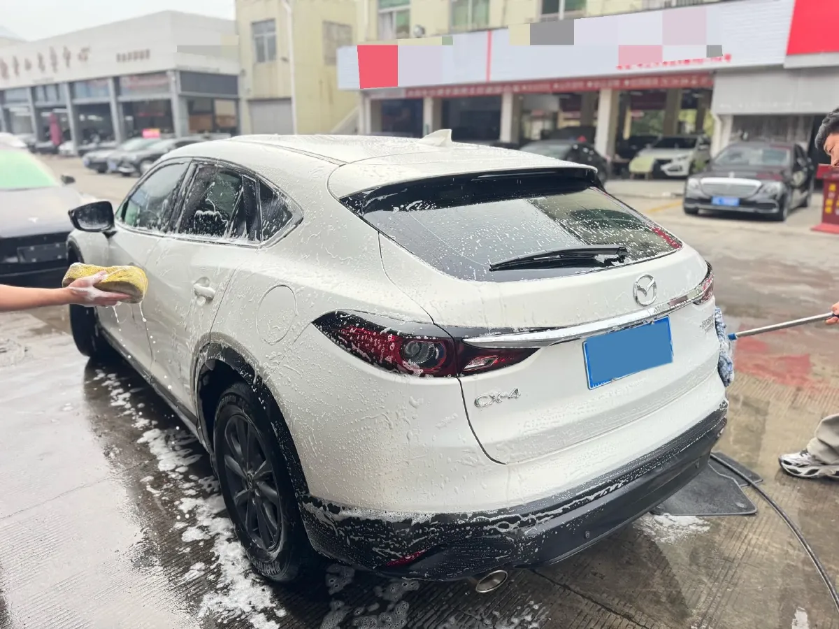 2021 Mazda CX-4 2.0L 158HP L4 6AT,autocango,china used car exporter,china ev exporter,chinese used car exporter,chinese used ev exporter