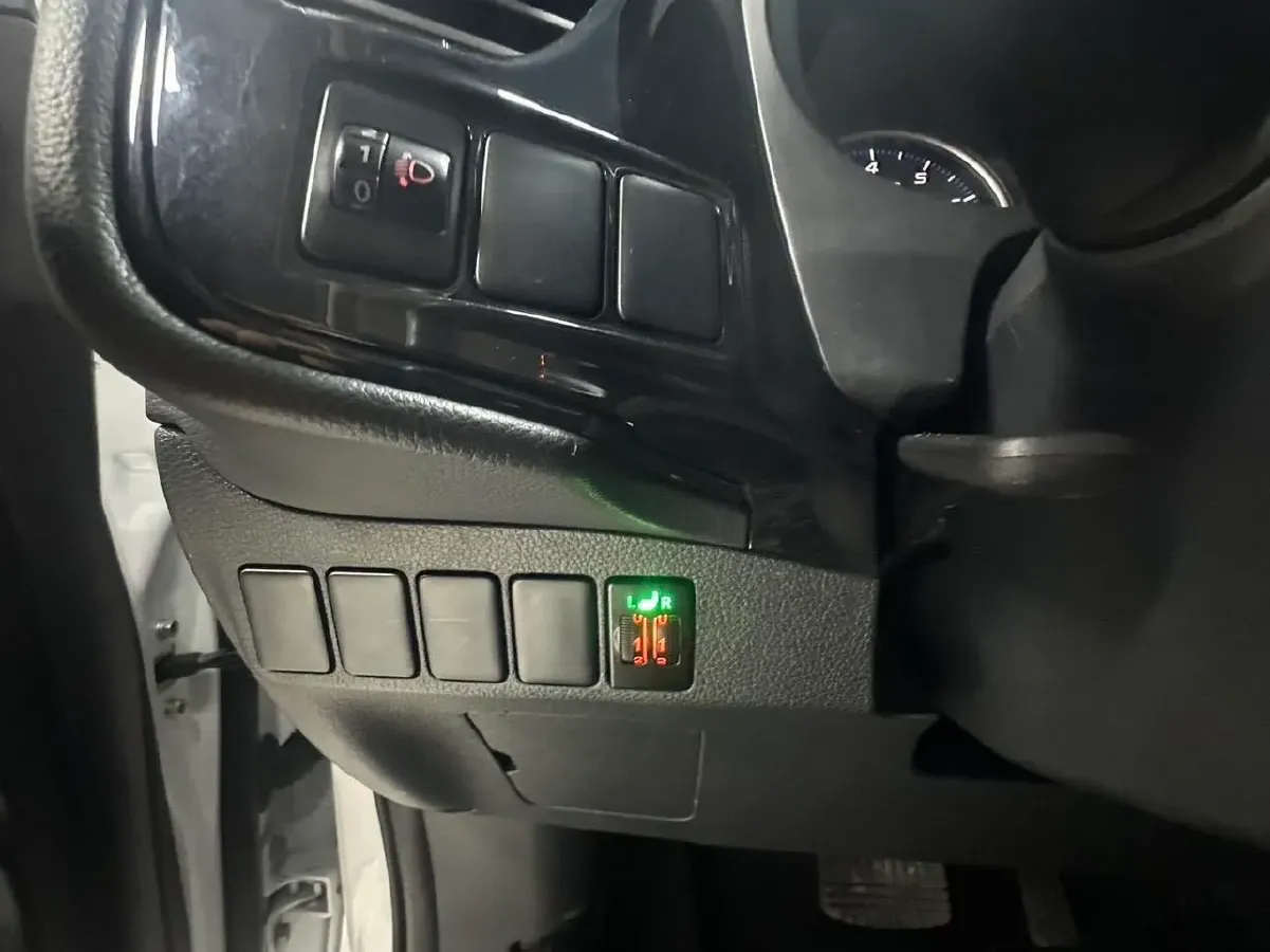 2021 Mitsubishi Outlander 2.0L 166HP L4 CVT,autocango,china used car exporter,china ev exporter,chinese used car exporter,chinese used ev exporter