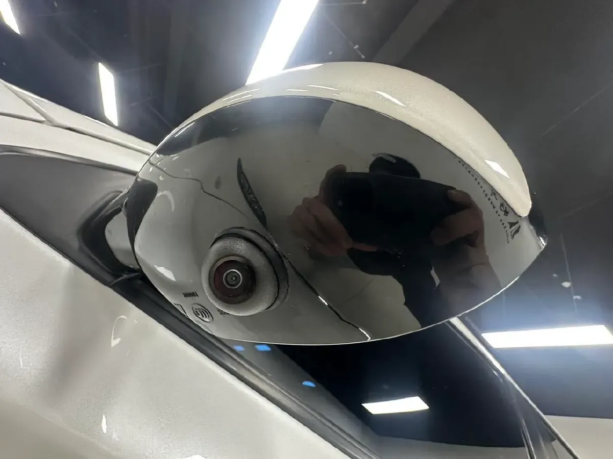 2021 Mitsubishi Outlander 2.0L 166HP L4 CVT,autocango,china used car exporter,china ev exporter,chinese used car exporter,chinese used ev exporter