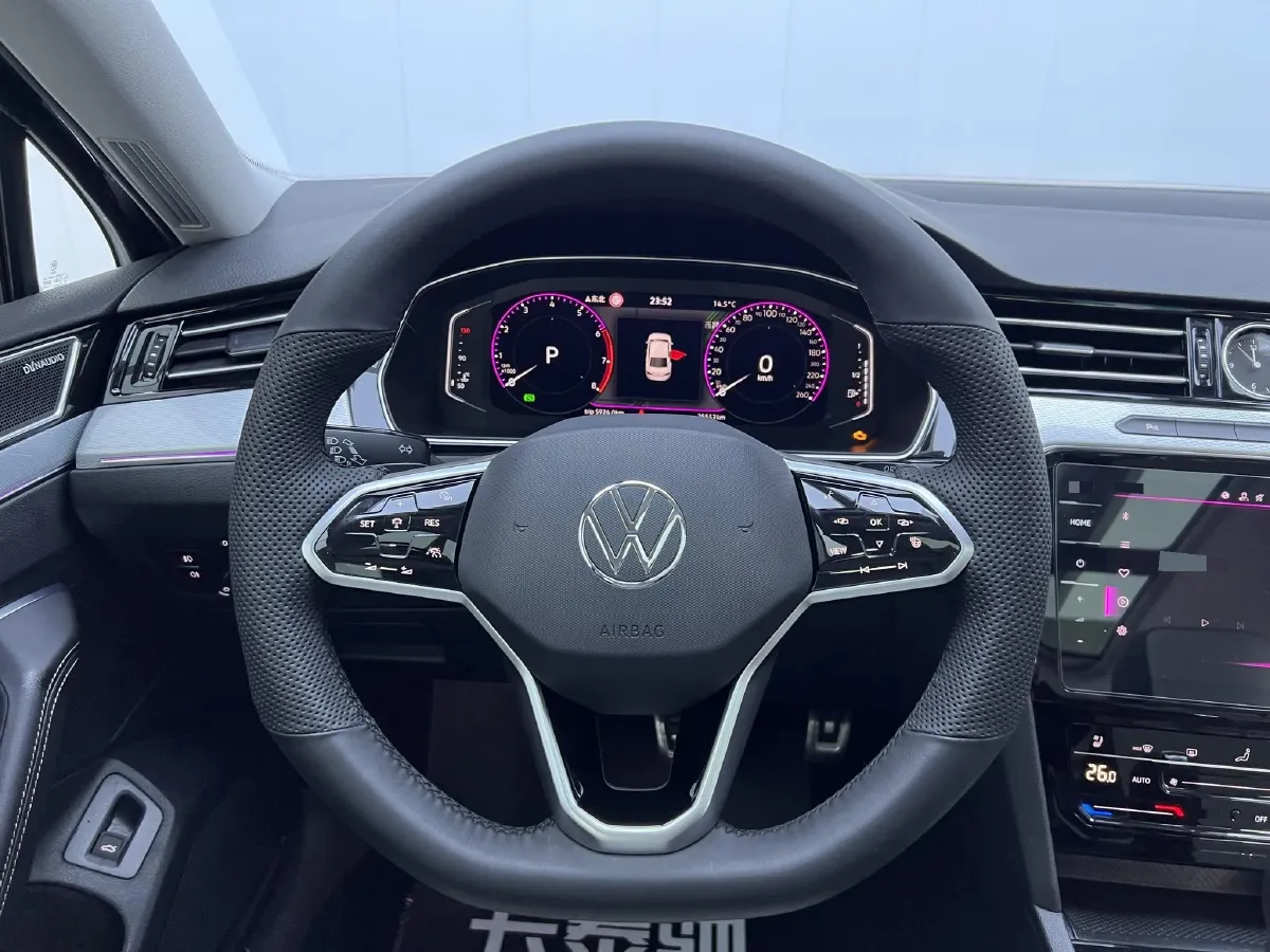 2023 Volkswagen Magotan 2.0T 186HP L4 7DCT,autocango,china used car exporter,china ev exporter,chinese used car exporter,chinese used ev exporter