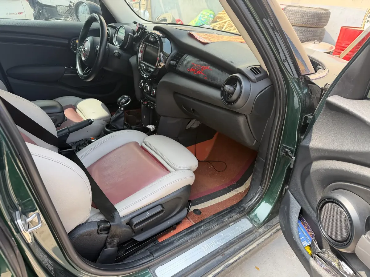 2018 MINI MINI 1.5T 136HP L3 6AT,autocango,china used car exporter,china ev exporter,chinese used car exporter,chinese used ev exporter