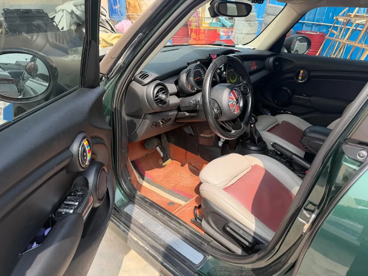 2018 MINI MINI 1.5T 136HP L3 6AT,autocango,china used car exporter,china ev exporter,chinese used car exporter,chinese used ev exporter