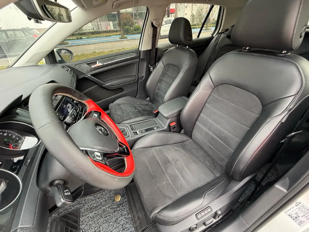 2019 BYD Song MAX 1.5T 160HP L4 6DCT PHEV 15.98KWH,autocango,china used car exporter,china ev exporter,chinese used car exporter,chinese used ev exporter