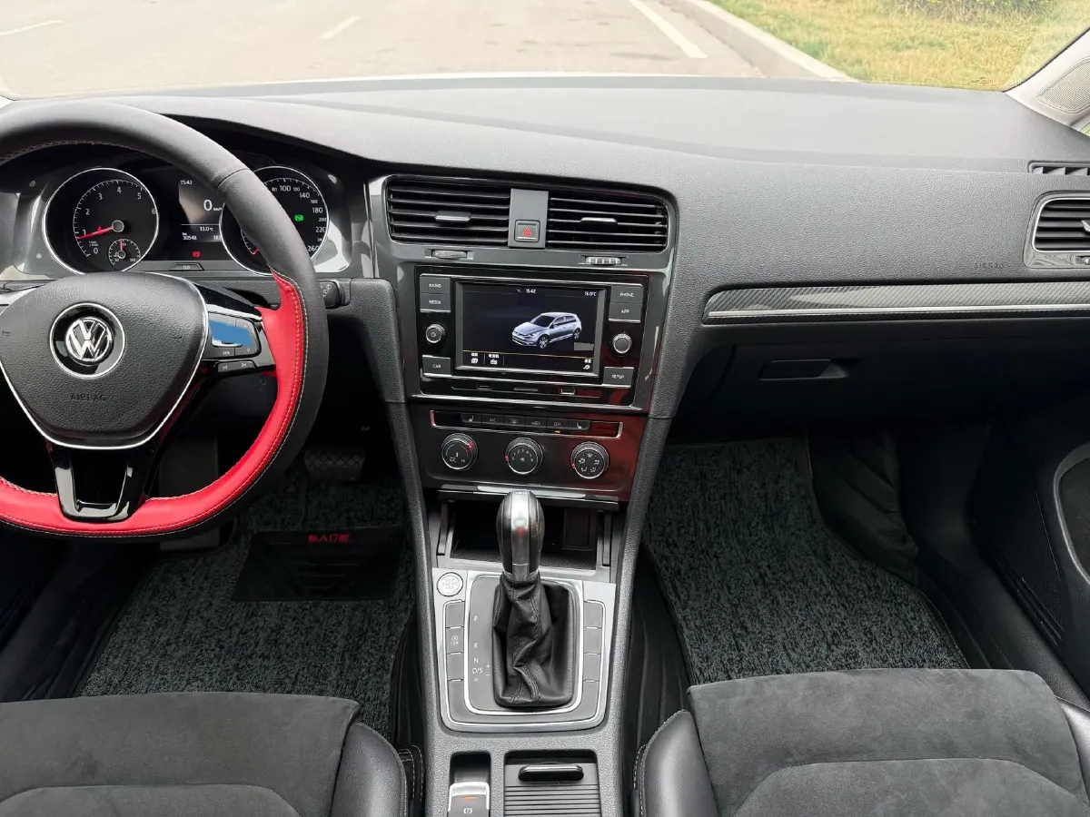 2019 BYD Song MAX 1.5T 160HP L4 6DCT PHEV 15.98KWH,autocango,china used car exporter,china ev exporter,chinese used car exporter,chinese used ev exporter