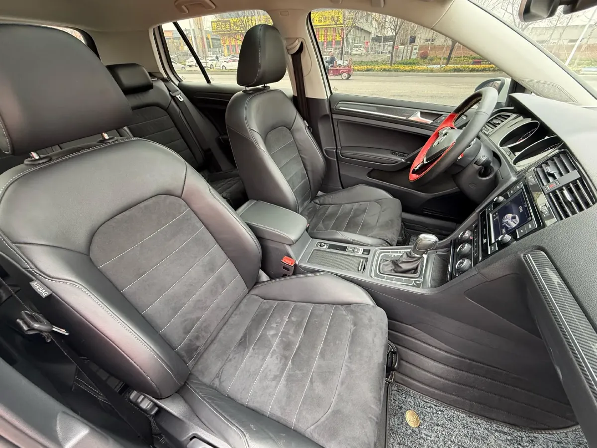 2019 BYD Song MAX 1.5T 160HP L4 6DCT PHEV 15.98KWH,autocango,china used car exporter,china ev exporter,chinese used car exporter,chinese used ev exporter