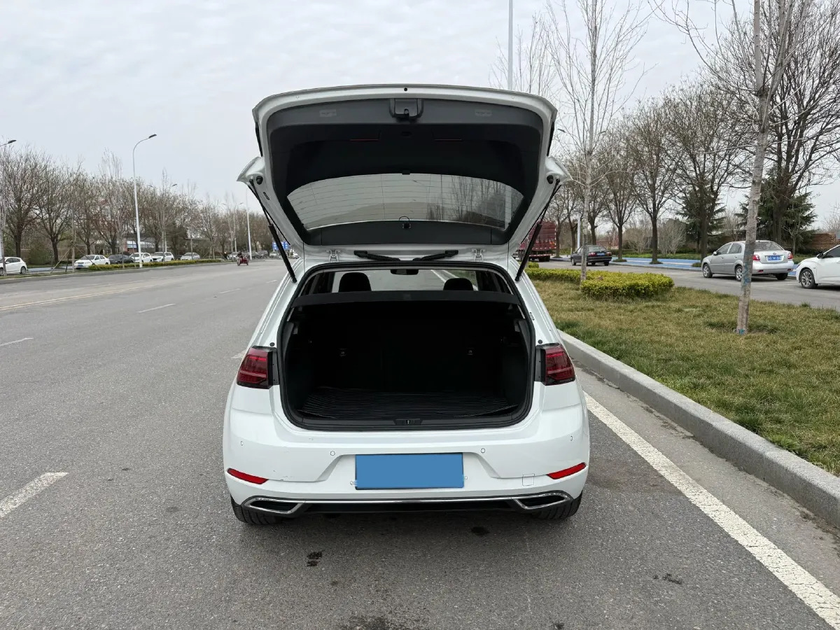 2019 BYD Song MAX 1.5T 160HP L4 6DCT PHEV 15.98KWH,autocango,china used car exporter,china ev exporter,chinese used car exporter,chinese used ev exporter