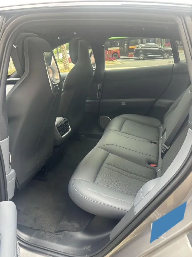 2025 MI YU7 BEV 96.3KWH,autocango,china used car exporter,china ev exporter,chinese used car exporter,chinese used ev exporter