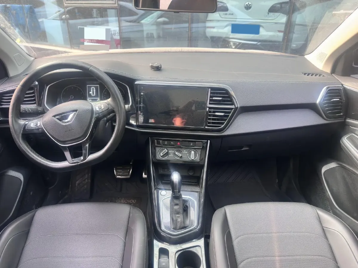 2021 Jetta VS7 1.4T 150HP L4 6AT,autocango,china used car exporter,china ev exporter,chinese used car exporter,chinese used ev exporter