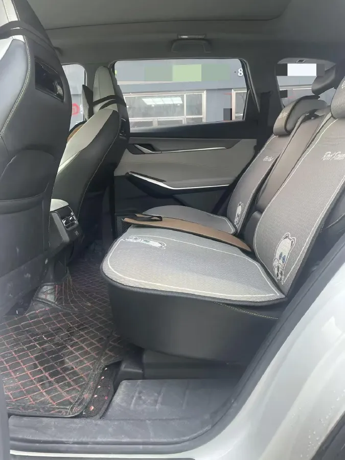 2023 ChangAn CS75 Plus 1.5T 188HP L4 8AT,autocango,china used car exporter,china ev exporter,chinese used car exporter,chinese used ev exporter