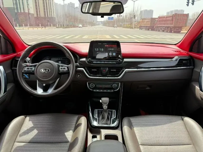 2018 Kia Sportage R 2.0L 160HP L4 6AT,autocango,china used car exporter,china ev exporter,chinese used car exporter,chinese used ev exporter