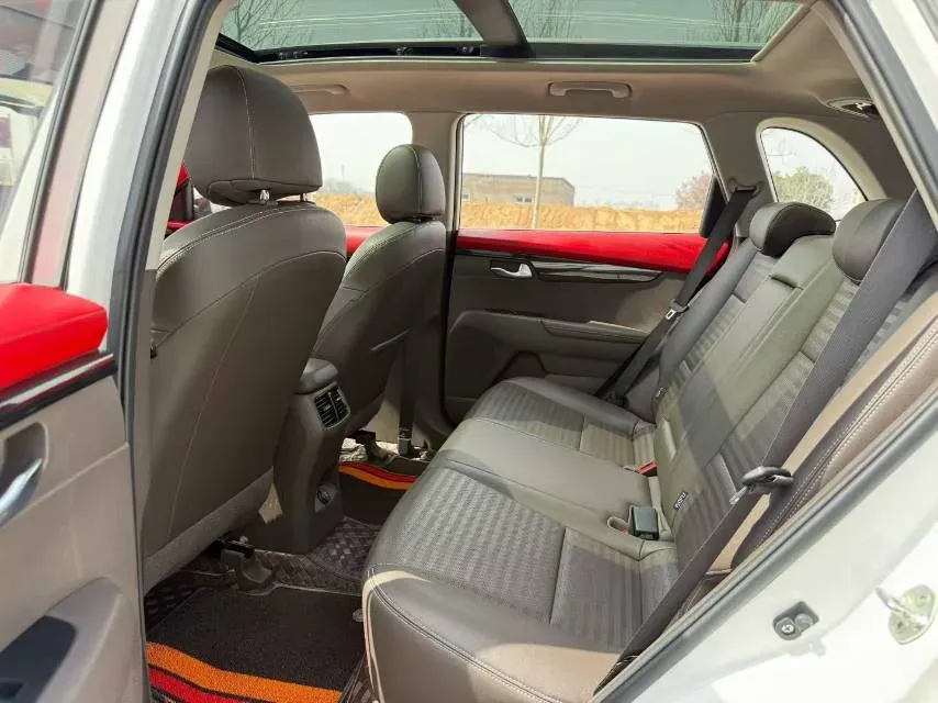 2018 Kia Sportage R 2.0L 160HP L4 6AT,autocango,china used car exporter,china ev exporter,chinese used car exporter,chinese used ev exporter