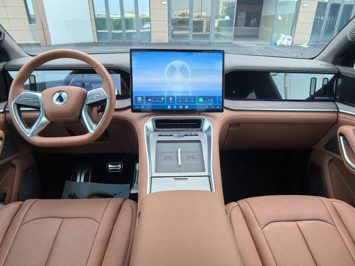 2026 Denza DenzaN9 2.0T 207HP L4 E-CVT PHEV,autocango,china used car exporter,china ev exporter,chinese used car exporter,chinese used ev exporter