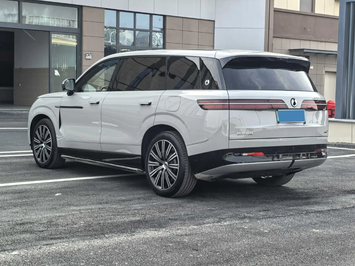 2026 Denza DenzaN9 2.0T 207HP L4 E-CVT PHEV,autocango,china used car exporter,china ev exporter,chinese used car exporter,chinese used ev exporter