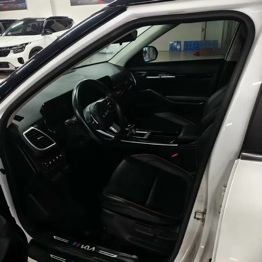 2023 Kia Seltos 1.5L 115HP L4 CVT,autocango,china used car exporter,china ev exporter,chinese used car exporter,chinese used ev exporter