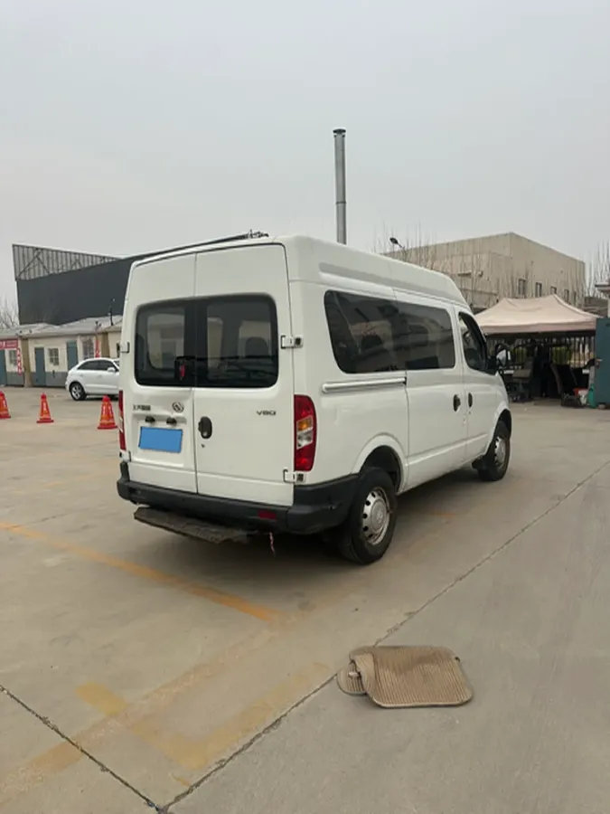 2020 MAXUS XinTu V80 2.5T 136HP L4 6MT,autocango,china used car exporter,china ev exporter,chinese used car exporter,chinese used ev exporter