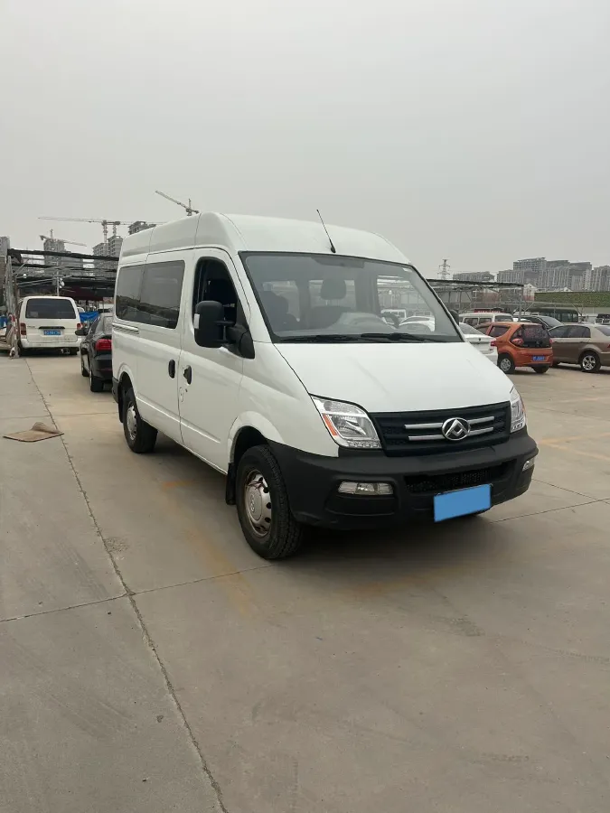 2020 MAXUS XinTu V80 2.5T 136HP L4 6MT,autocango,china used car exporter,china ev exporter,chinese used car exporter,chinese used ev exporter