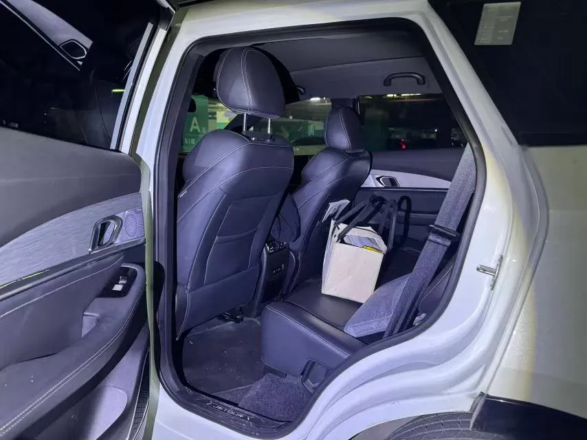 2020 Jetour X70 Coupe 1.6T 197HP L4 7DCT,autocango,china used car exporter,china ev exporter,chinese used car exporter,chinese used ev exporter