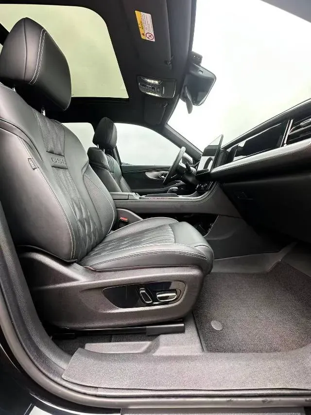 2022 GAC Trumpchi GS8 2.0T 190HP L4 E-CVT Hybrid,autocango,china used car exporter,china ev exporter,chinese used car exporter,chinese used ev exporter