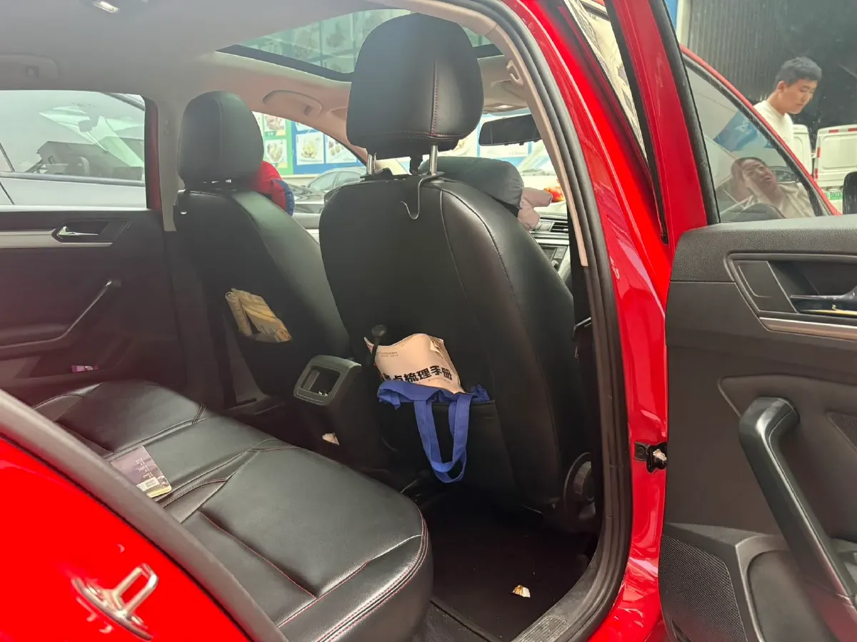 2019 Volkswagen T-Cross 1.4T 150HP L4 7DCT,autocango,china used car exporter,china ev exporter,chinese used car exporter,chinese used ev exporter