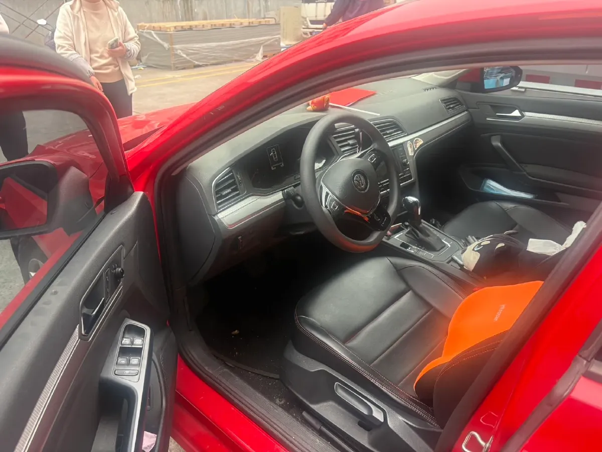 2019 Volkswagen T-Cross 1.4T 150HP L4 7DCT,autocango,china used car exporter,china ev exporter,chinese used car exporter,chinese used ev exporter