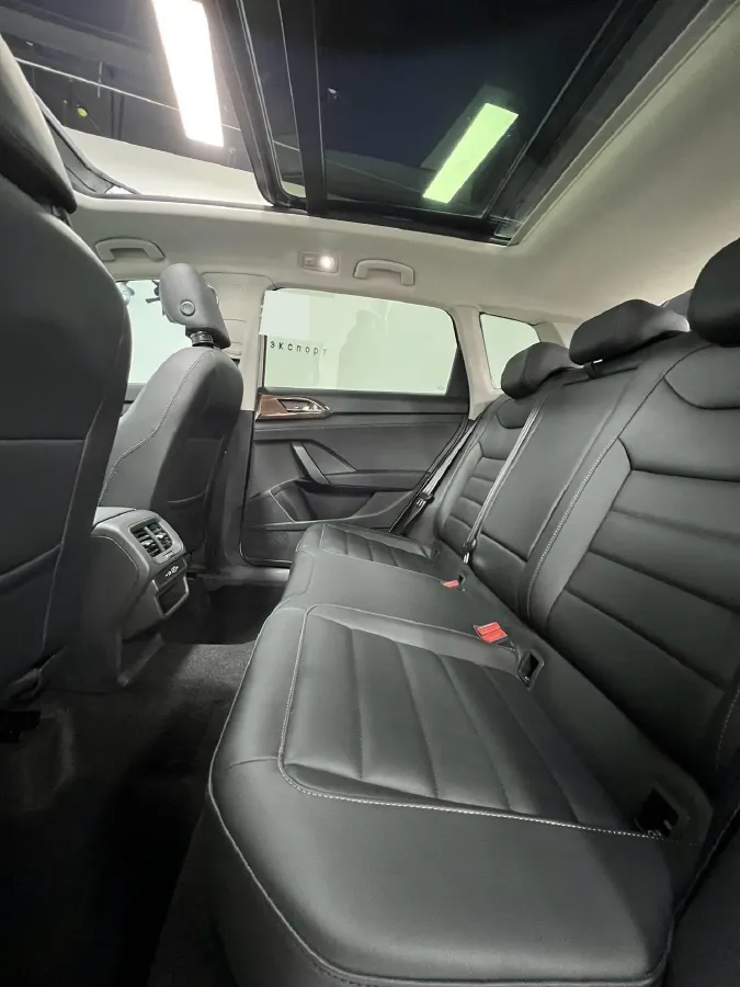 2021 Volkswagen Tharu 1.4T 150HP L4 7DCT,autocango,china used car exporter,china ev exporter,chinese used car exporter,chinese used ev exporter