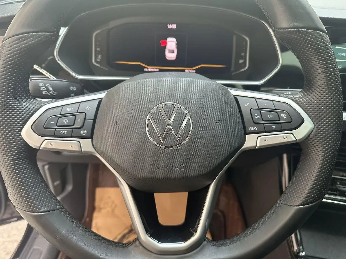 2022 Skoda Kodiak GT 2.0T 186HP L4 7DCT,autocango,china used car exporter,china ev exporter,chinese used car exporter,chinese used ev exporter