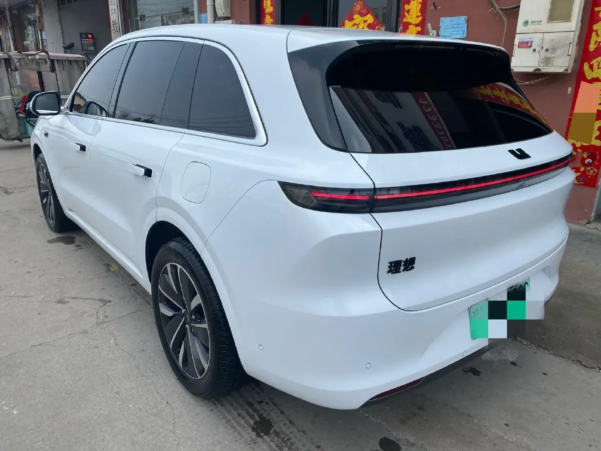 2025 Li L6 Range Extended 154HP L4 REEV,autocango,china used car exporter,china ev exporter,chinese used car exporter,chinese used ev exporter