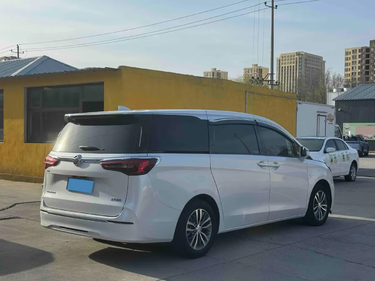 2022 Buick GL8 2.0T 237HP L4 9AT,autocango,china used car exporter,china ev exporter,chinese used car exporter,chinese used ev exporter